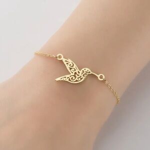 Gold Hummingbird Bracelet Minimalist Stainless Steel Hypoallergenic